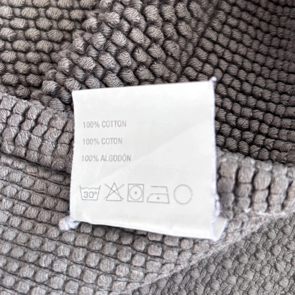 Crate & Barrel Westport Gray Cotton Bath Mat Rug 24x35 Textured